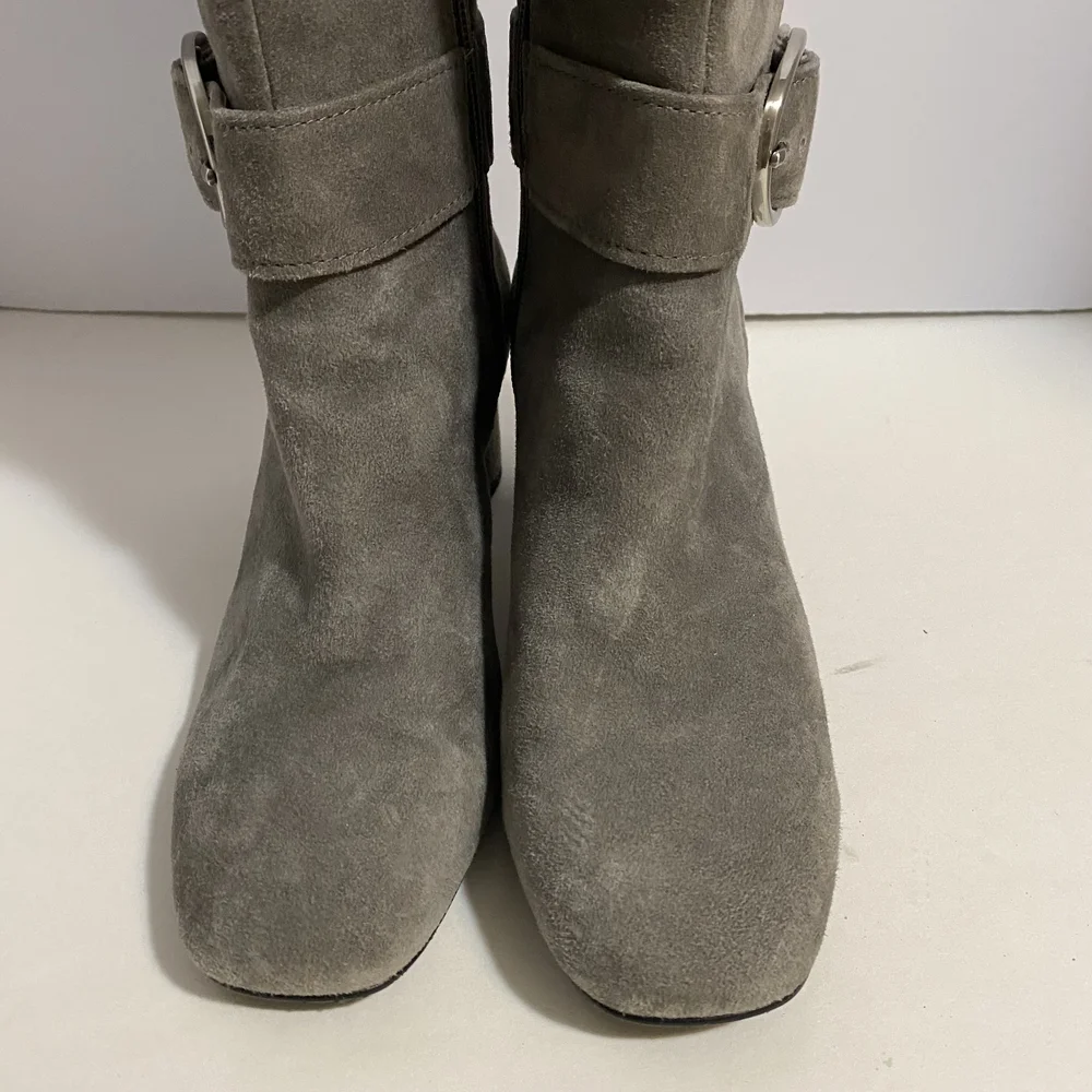 Donald J. Pliner Gray Over‎ the Knee Boots